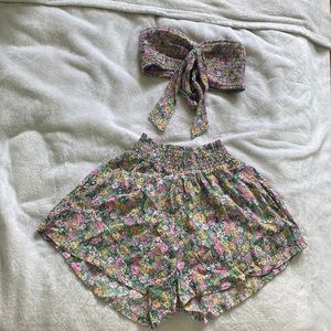 Garage two piece floral set!
